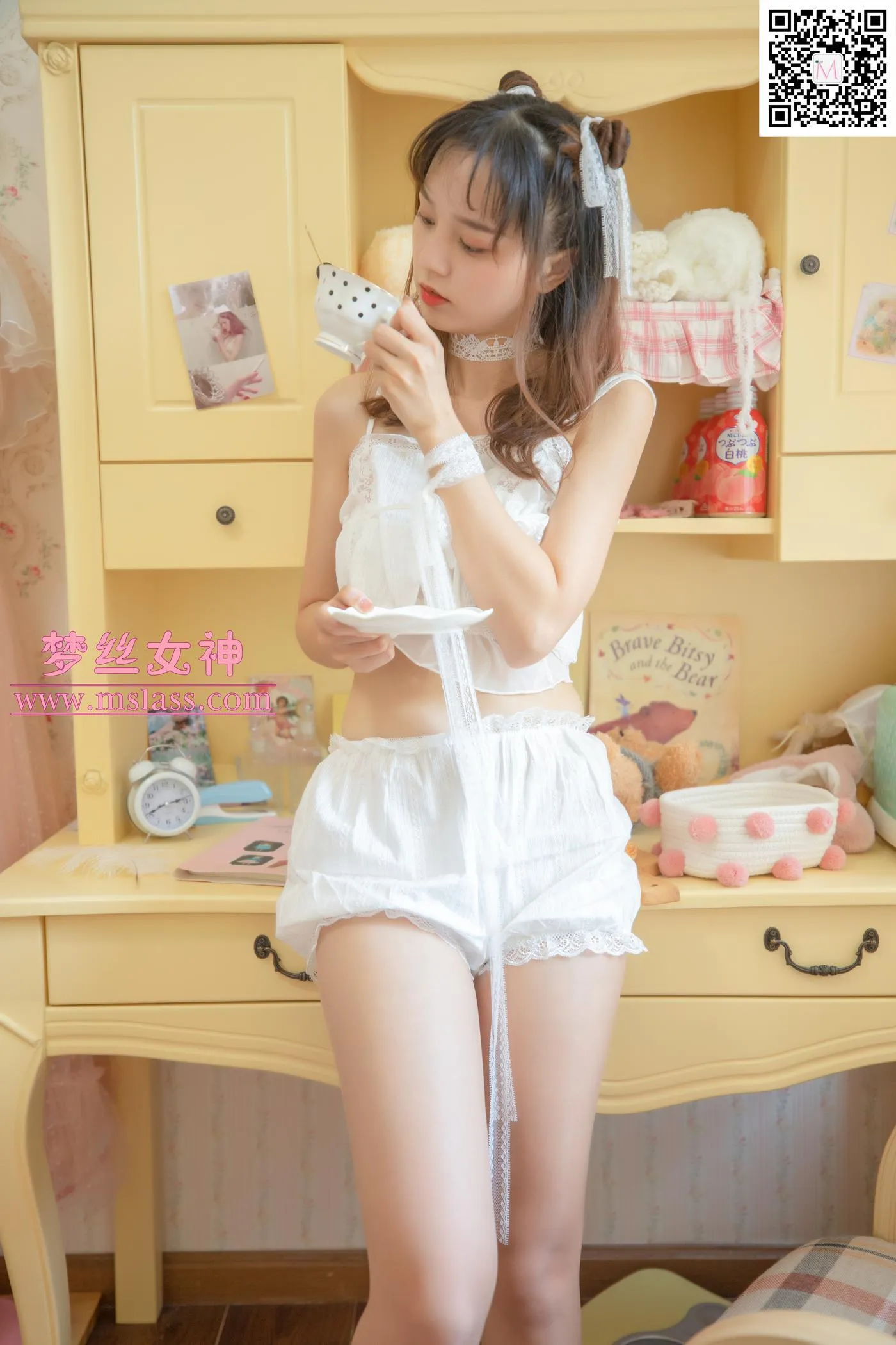 [MSLASS梦丝女神] 2020.08.27 NO.123 玥玥 超高质拍摄 美女痞子 [85P]插图1